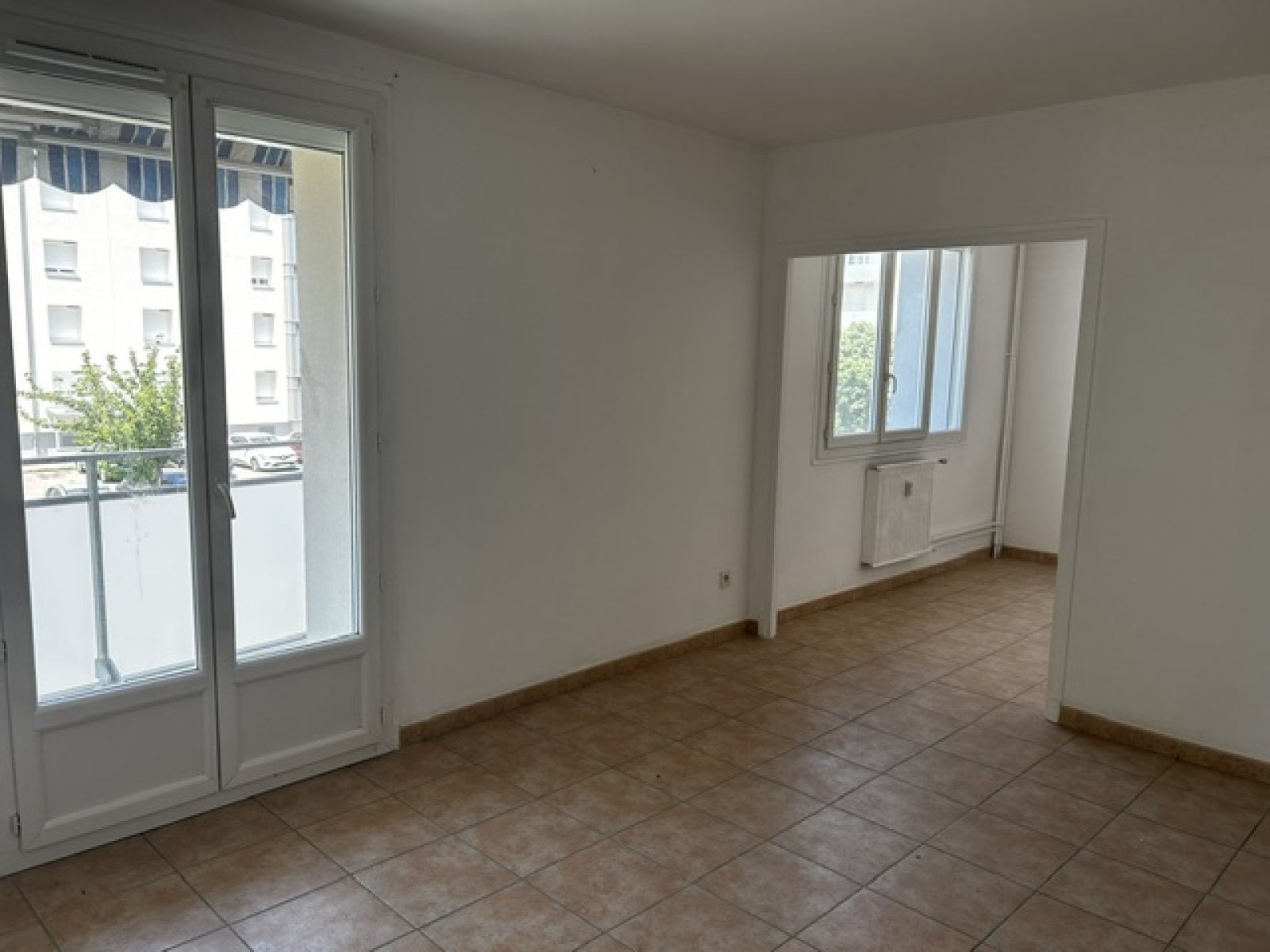Flat Rue Yves Chaze in Montélimar