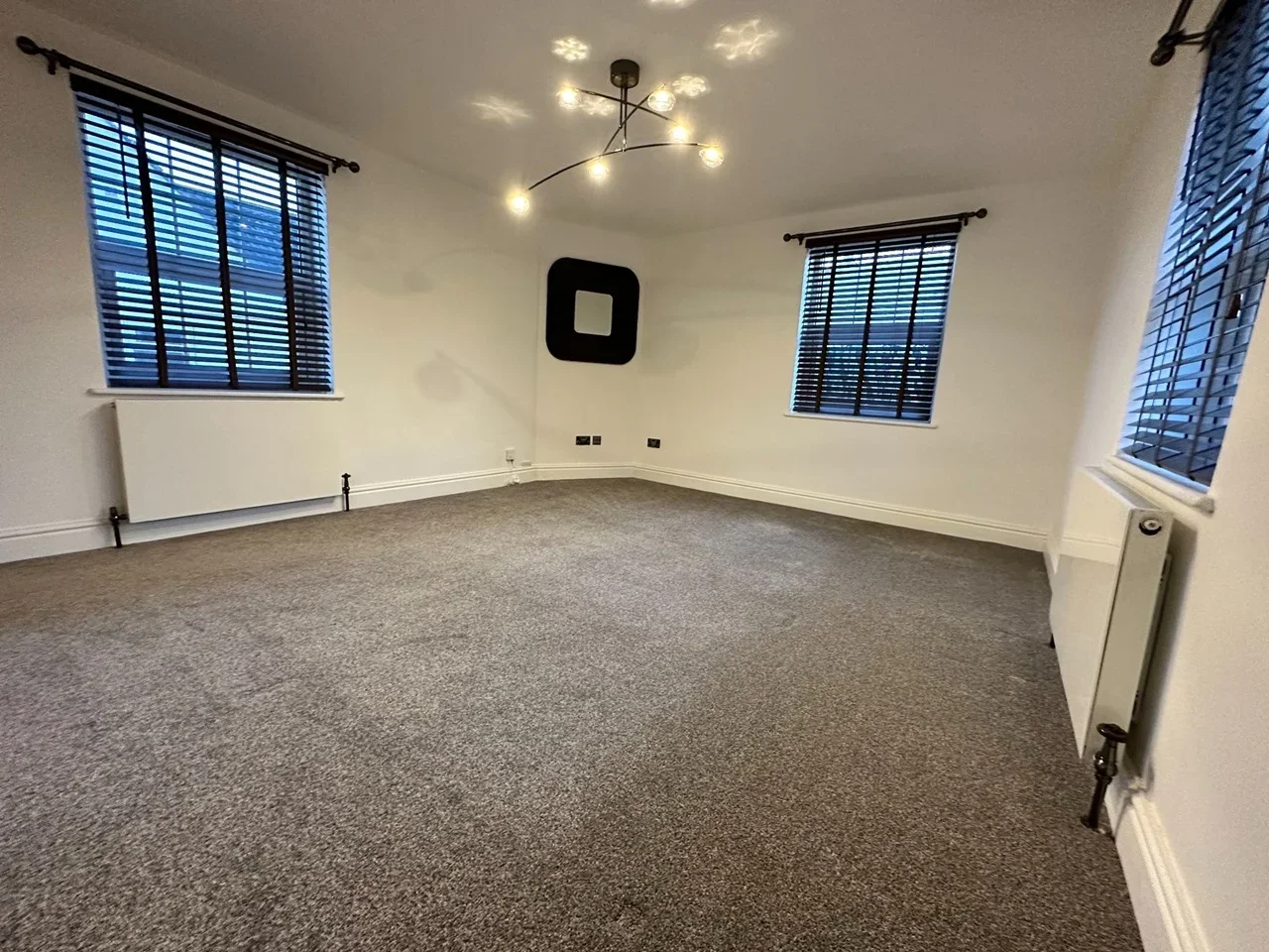 Flat Grosvenor Road in Bristol
