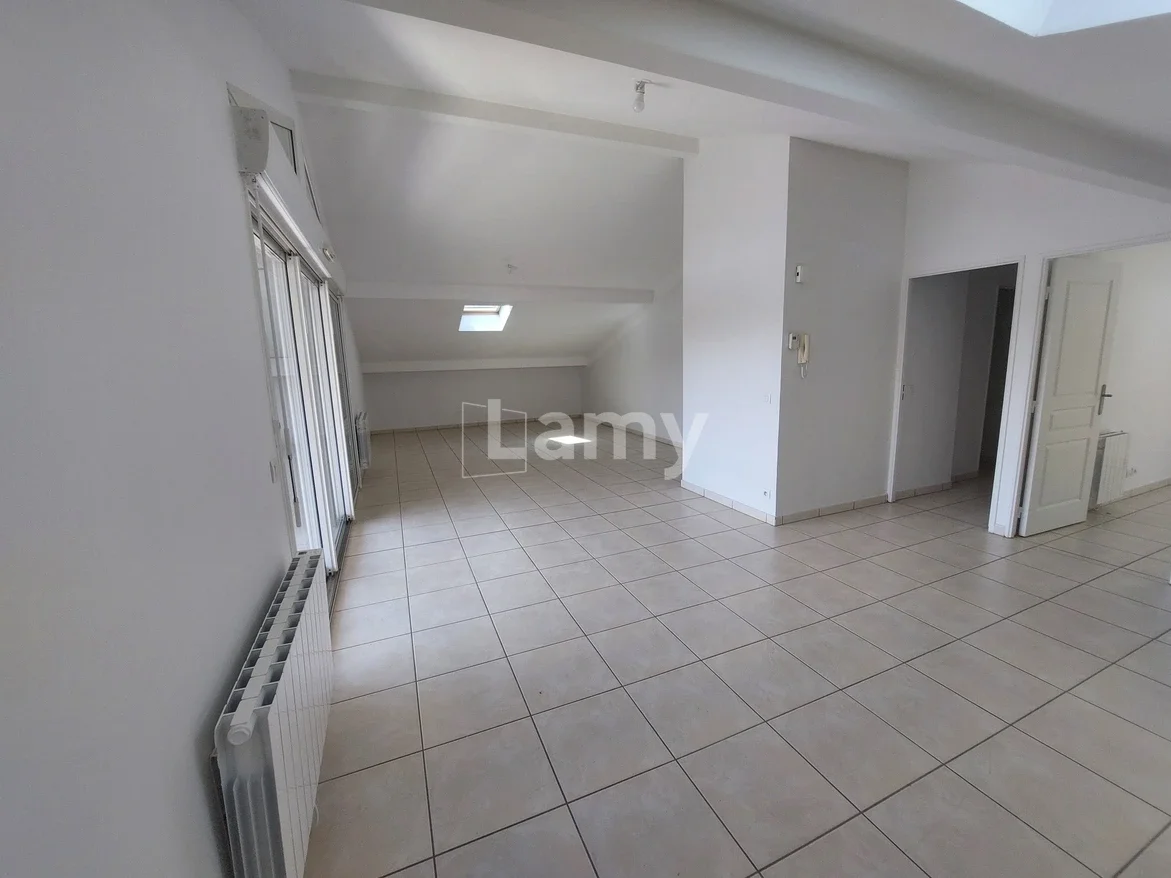 Appartement Allée du Ruisseau du Pont de Pierre à Bayonne