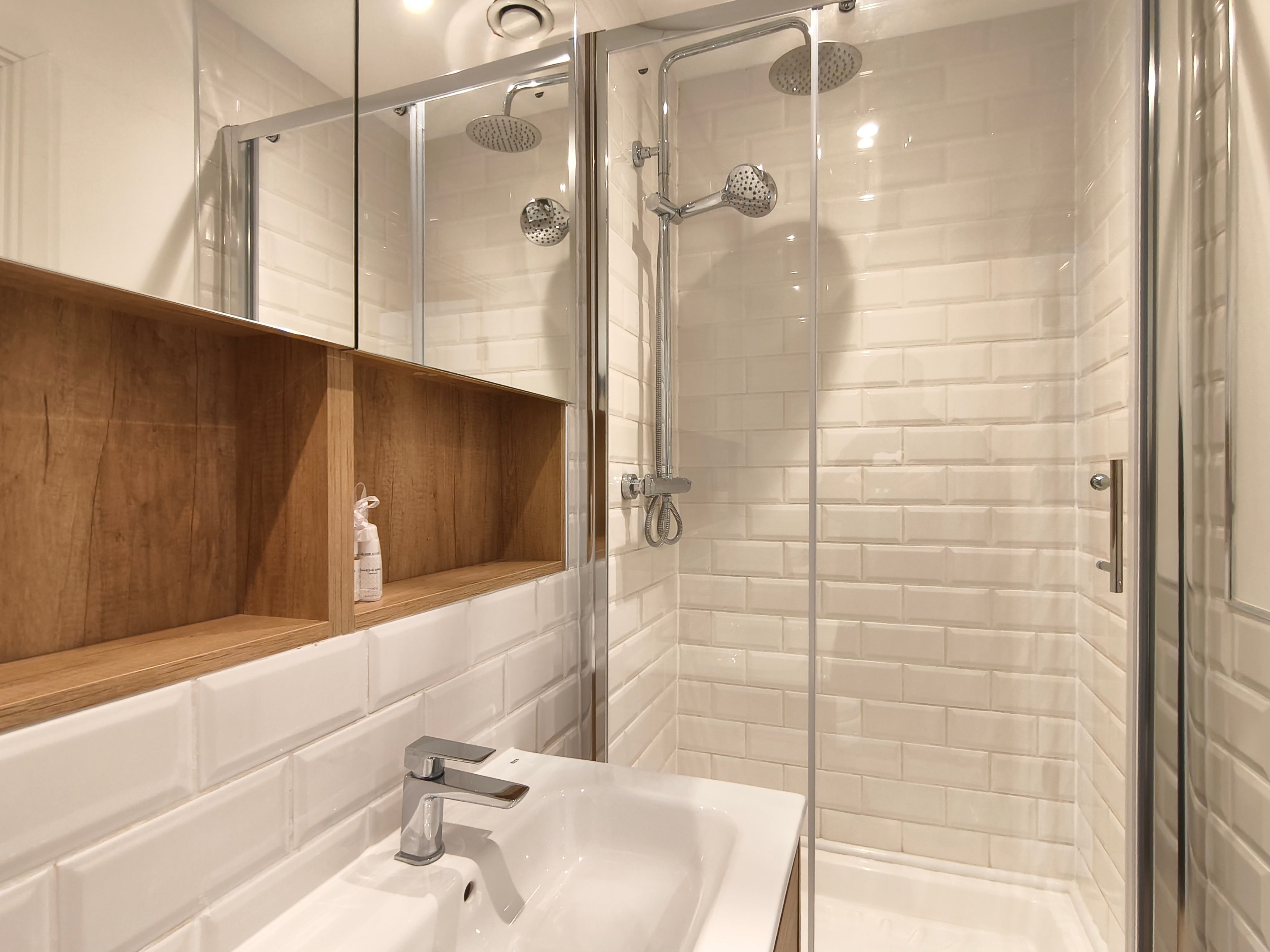 Flat Sloane Avenue in Greater London