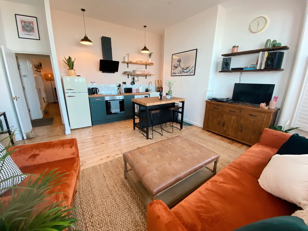 Flat Lewis Crescent in Thanet