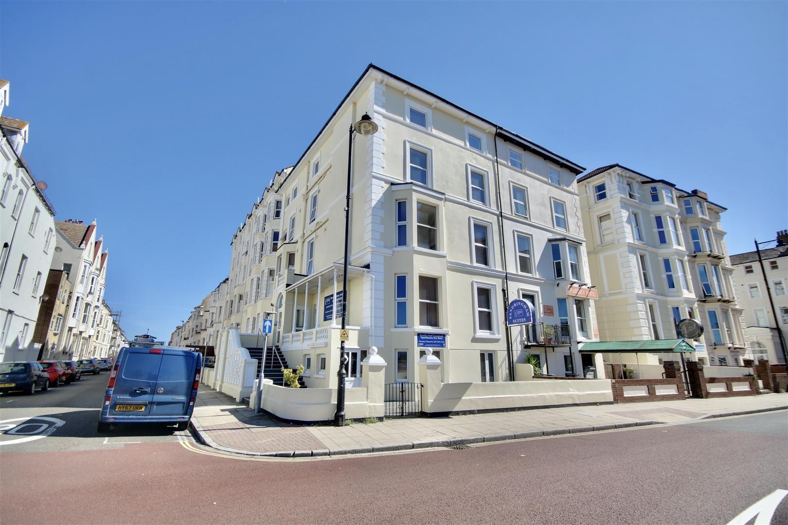 Flat Osborne Road in Portsmouth