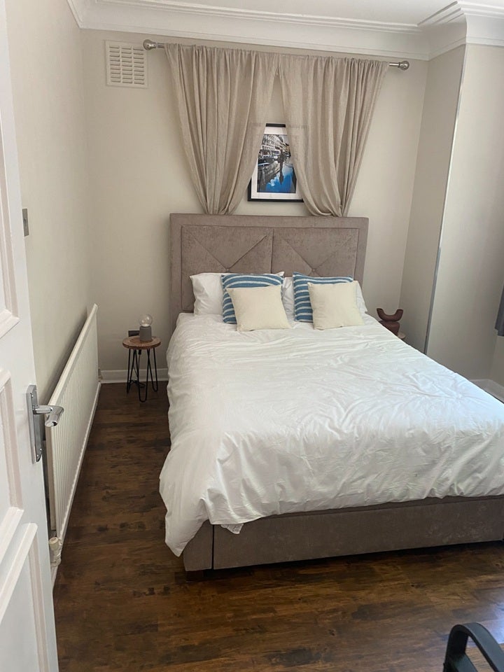 Flat Queensborough Mews in City of Westminster