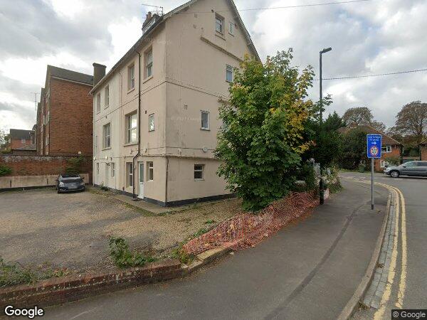 Flat Craufurd Rise in Maidenhead