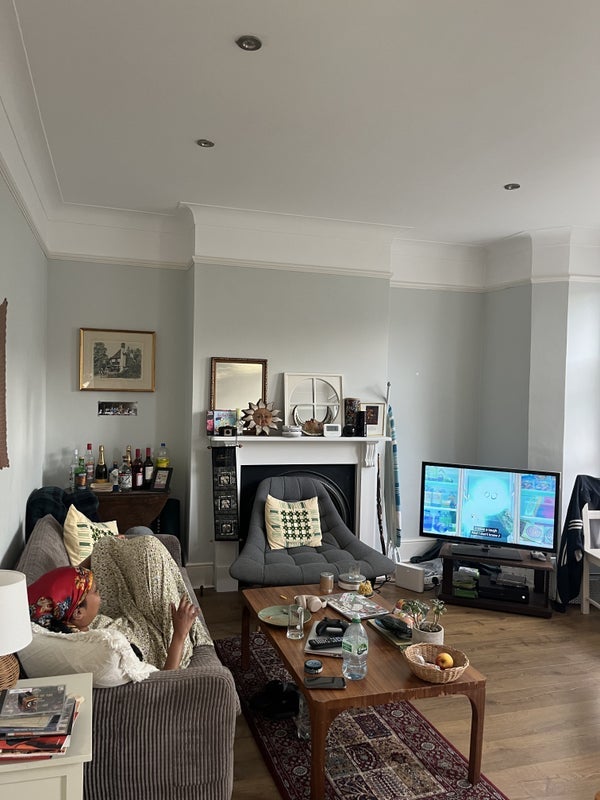 Room Harlescott Road in Greater London