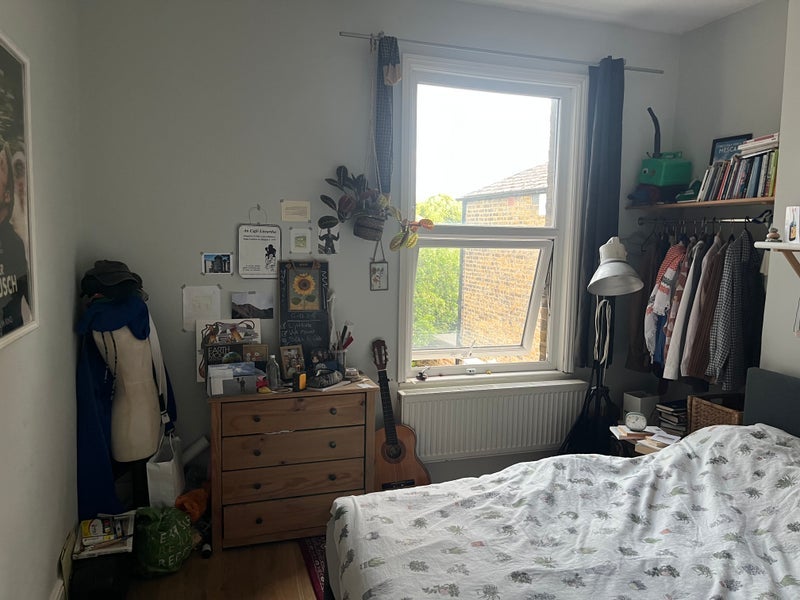 Room Harlescott Road in Greater London