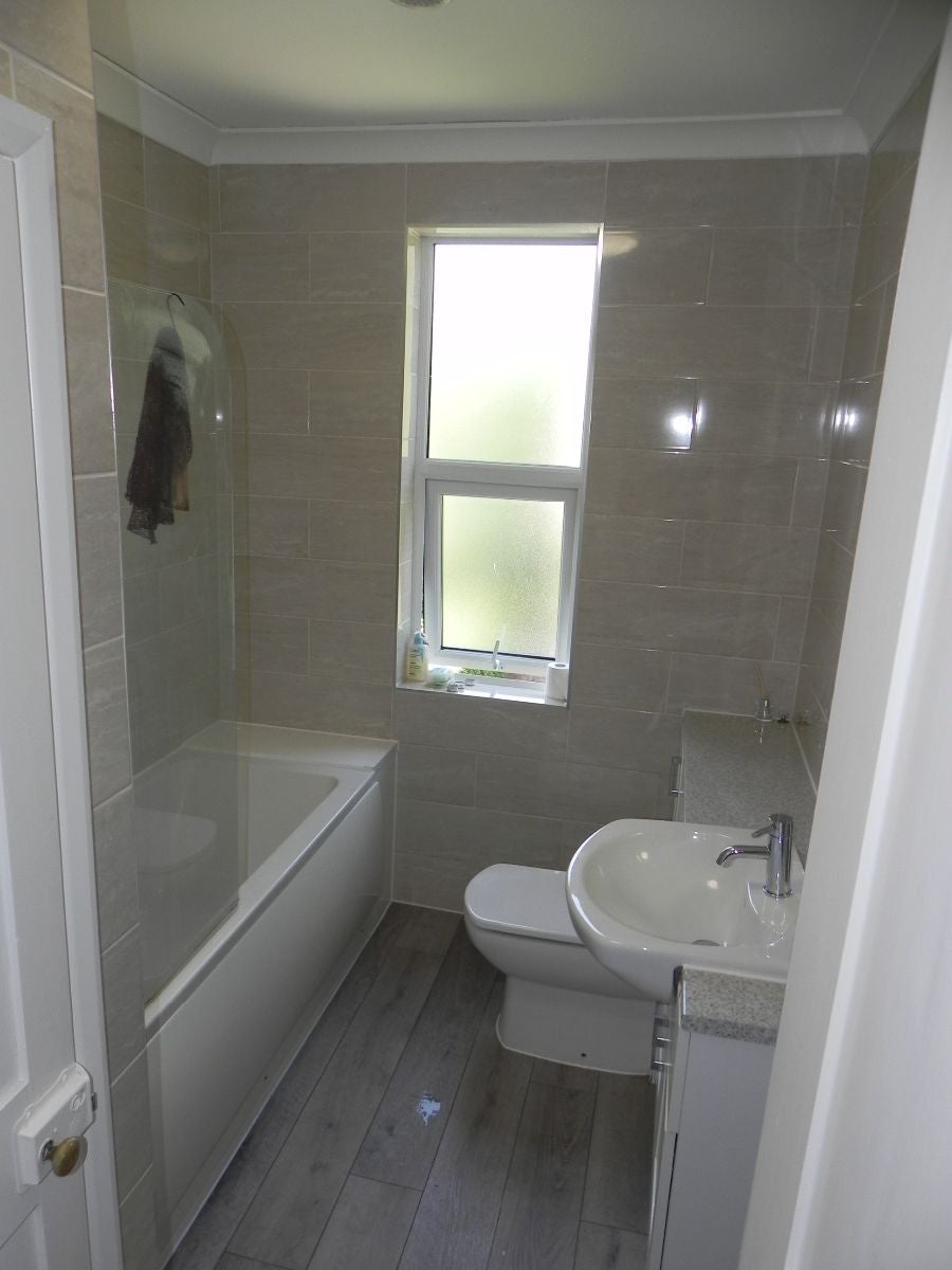 Room Rupert Road in Guildford