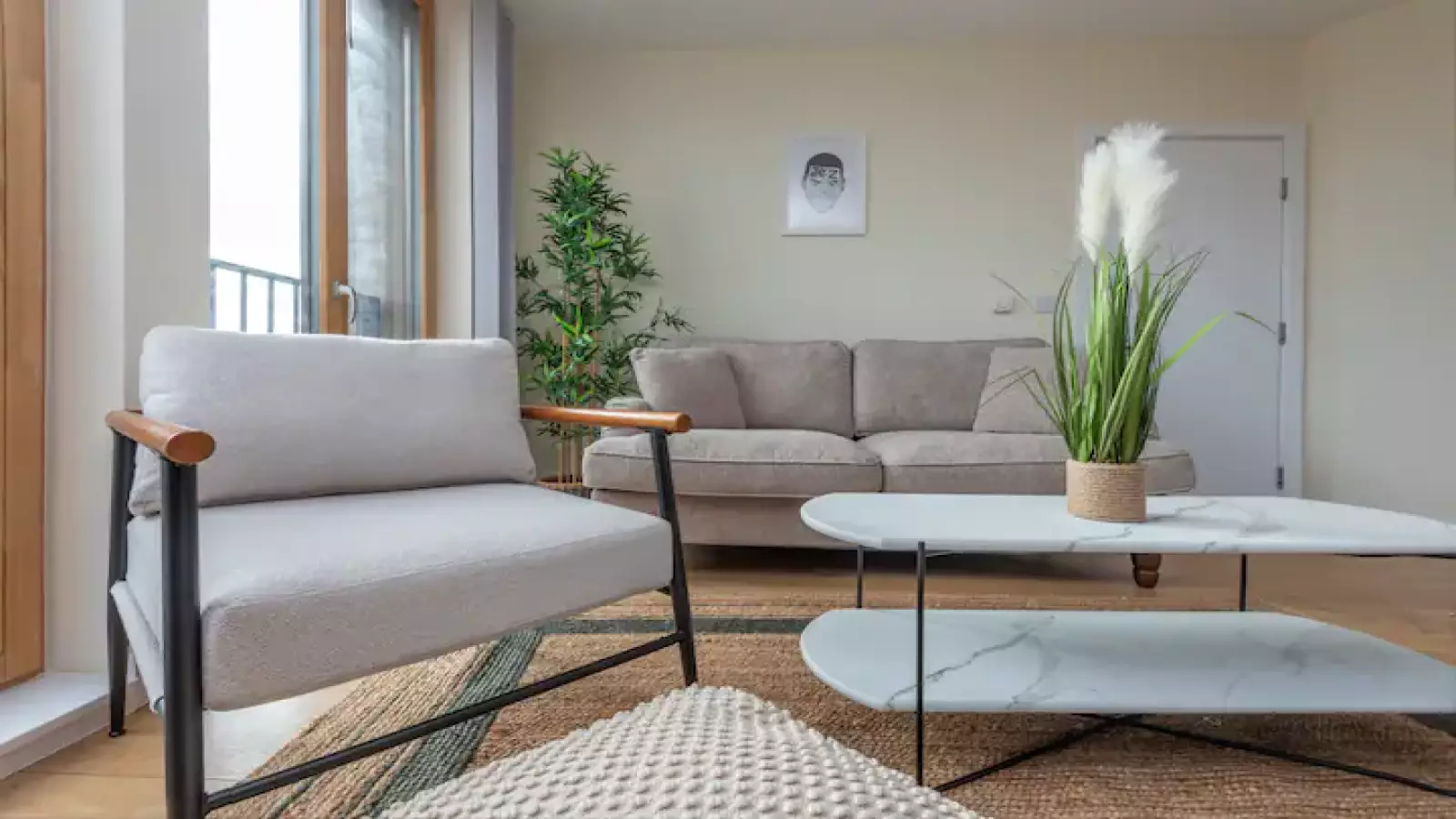 Flat Freston Road in Greater London