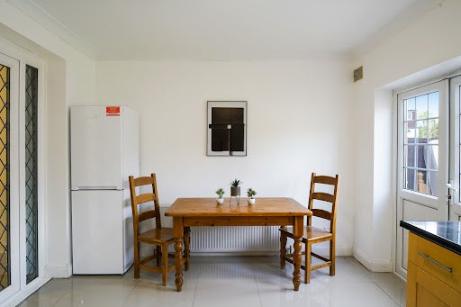 Room Avalon Road in Greater London