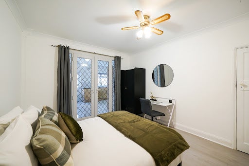 Room Avalon Road in Greater London