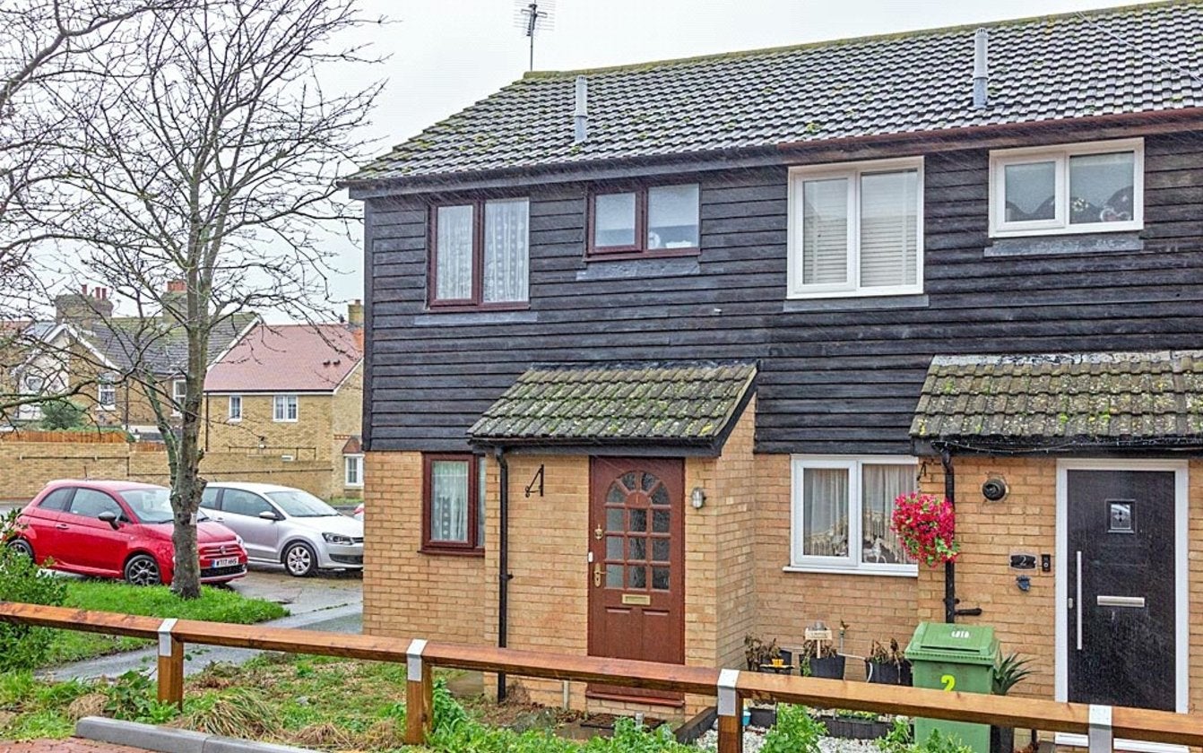 House Nobel Close in Teynham