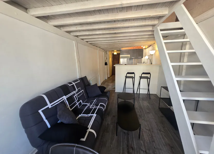 Flat Rue Girault in Nemours