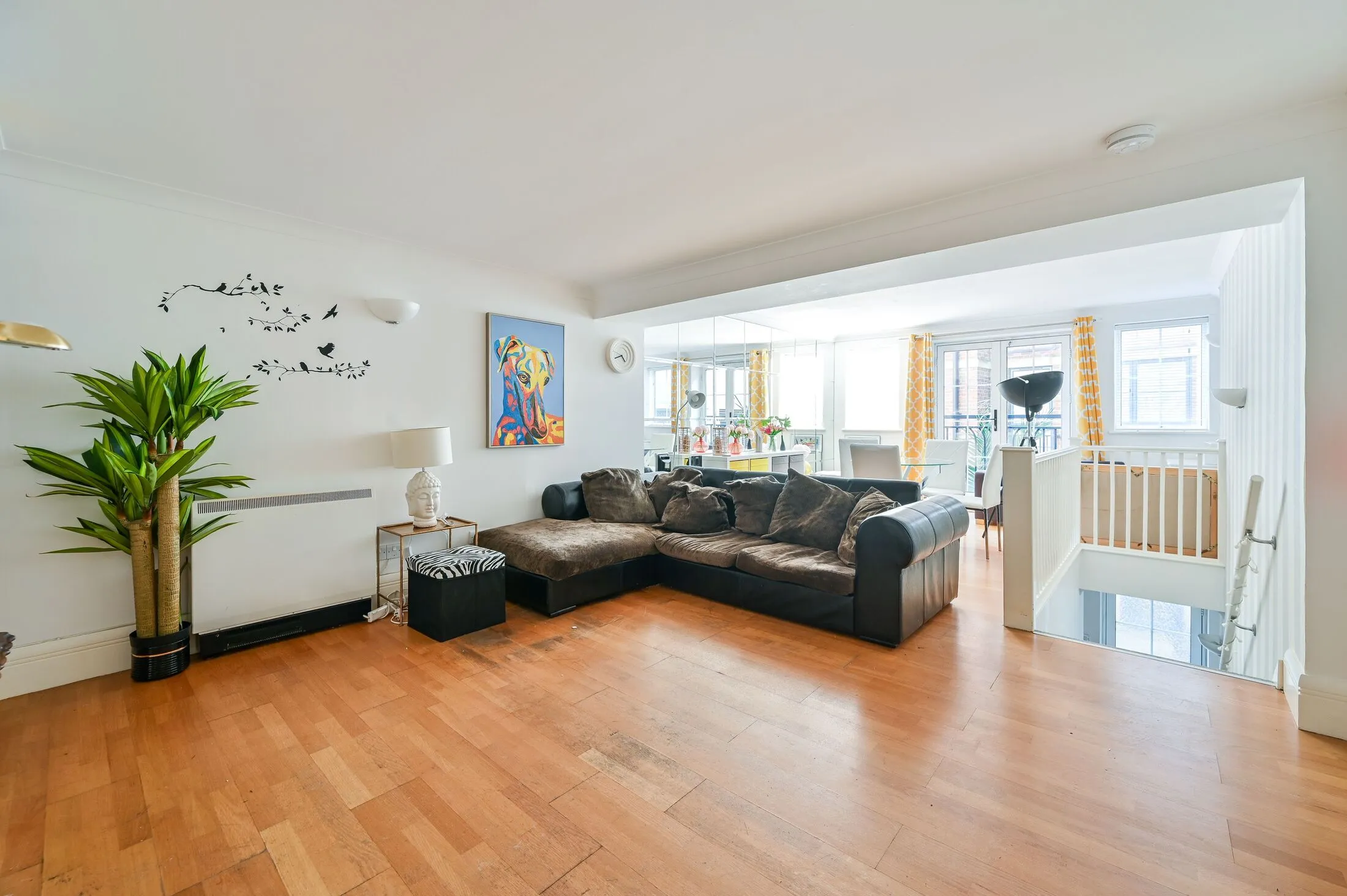Flat Grange Yard in Greater London