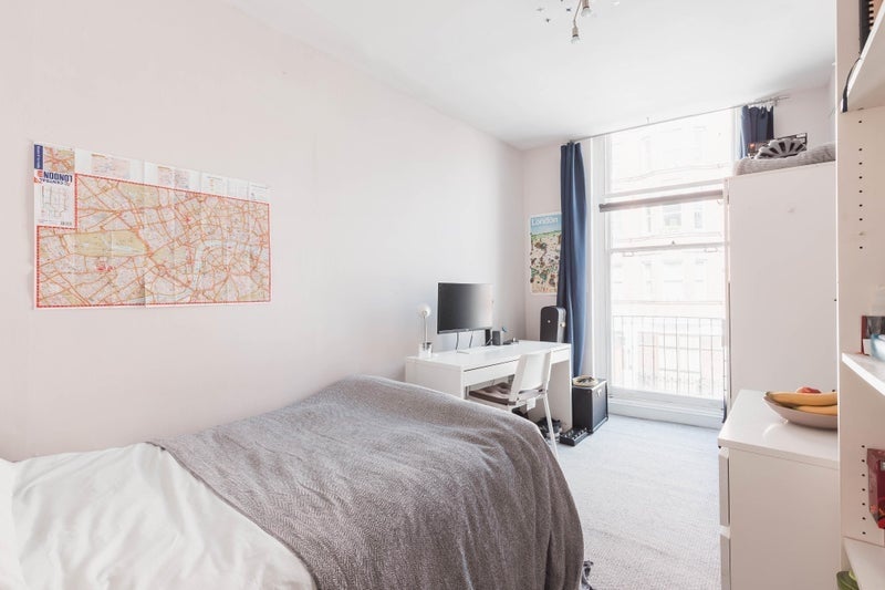 Flat Tavistock Place in Greater London