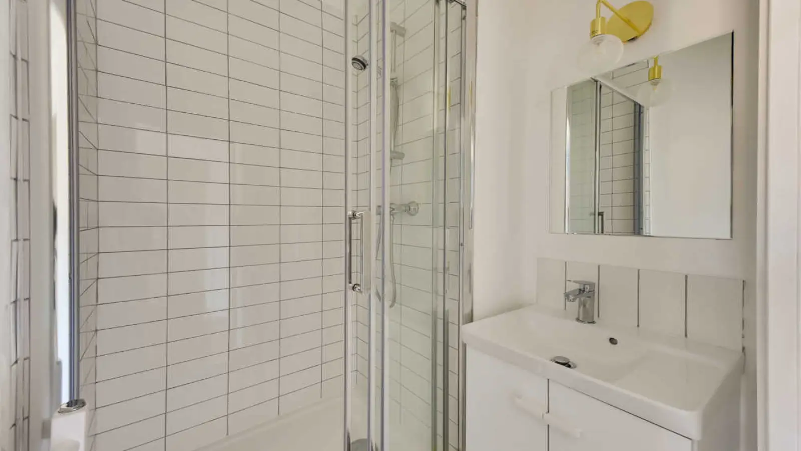 Flat Rue Belliard in Paris
