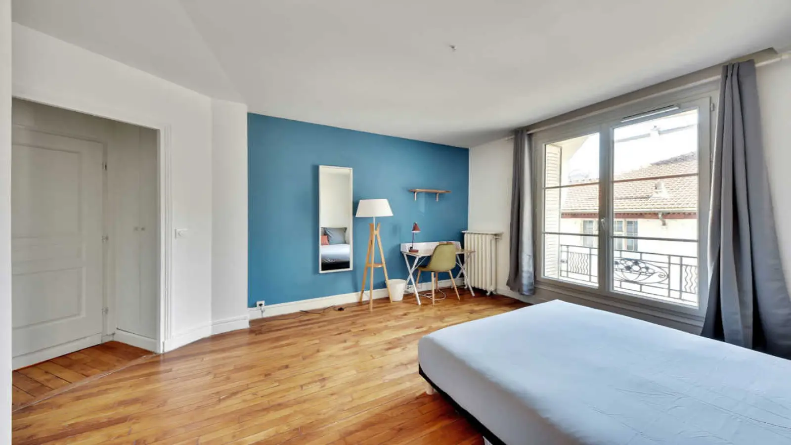Flat Rue Belliard in Paris