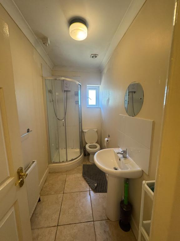 Room Kitchener Road in Southampton