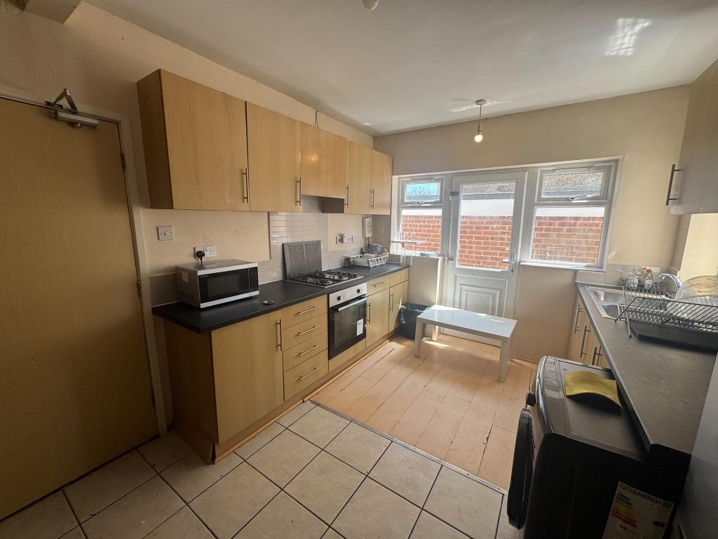 Room Kitchener Road in Southampton