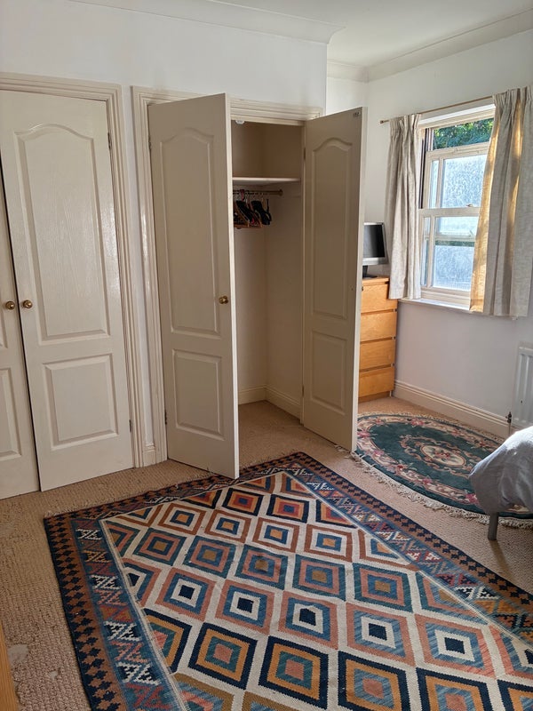 Room Brunel Road in Greater London