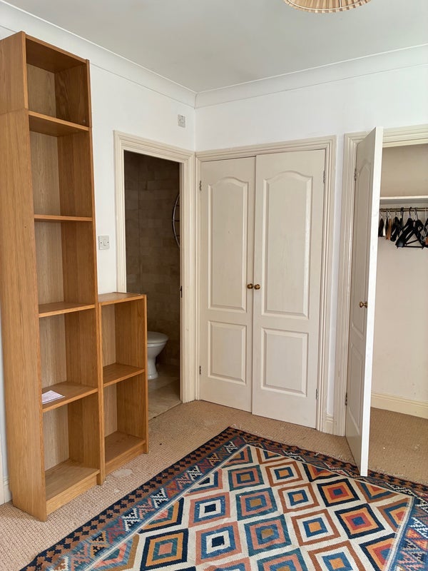 Room Brunel Road in Greater London