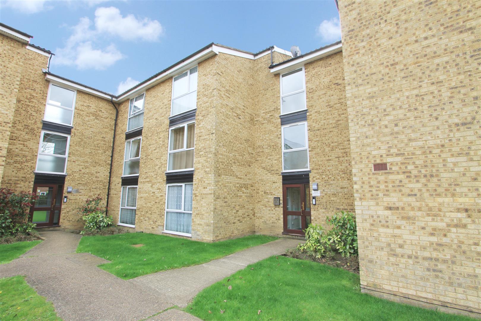 Flat Melville Close in Greater London