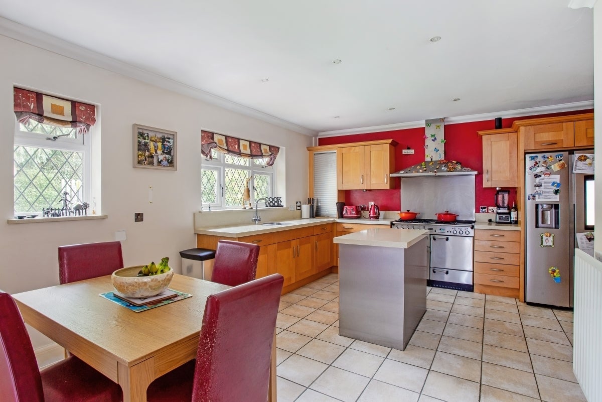 House Welcomes Road in Greater London