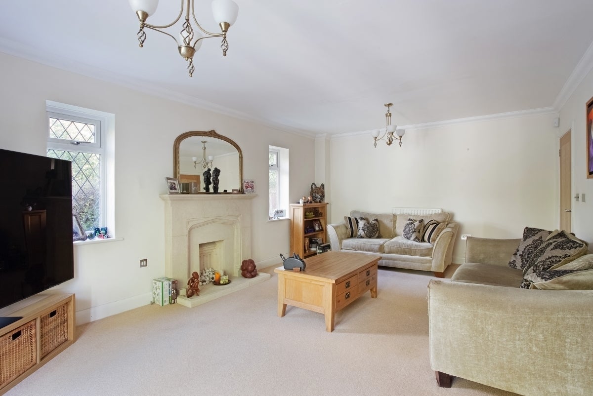 House Welcomes Road in Greater London
