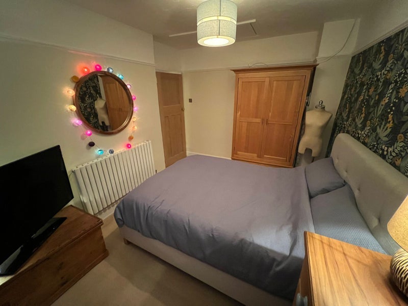 Room Windermere Road in Bristol