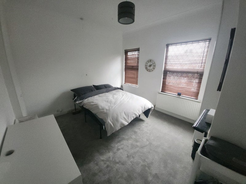 Room Brandon Road in Birmingham