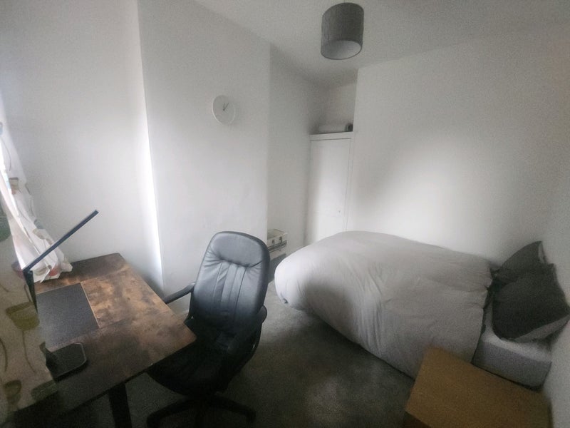 Room Brandon Road in Birmingham