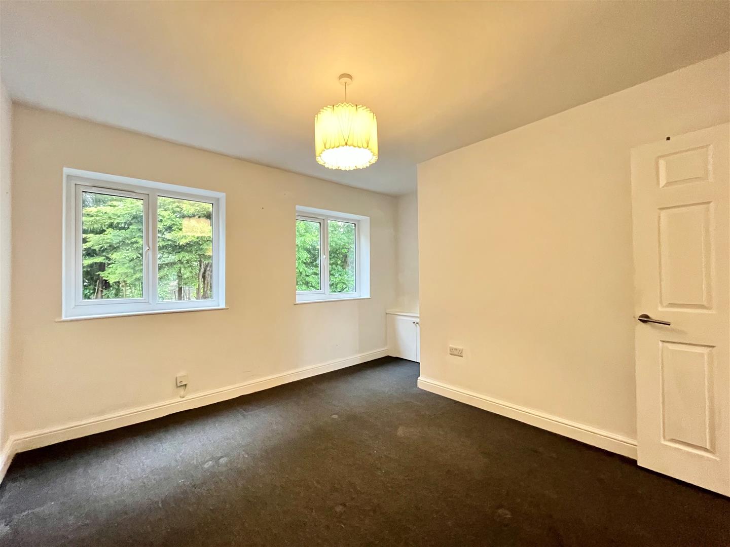 Flat Partington Lane in Salford