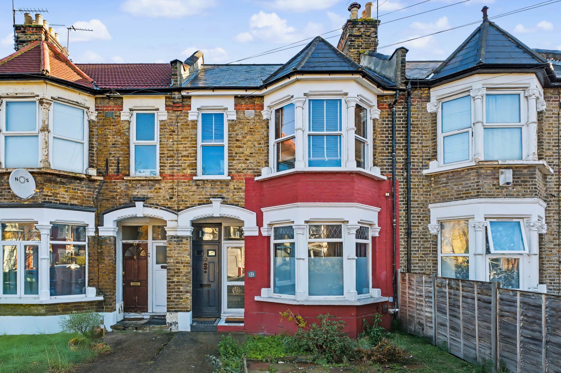 Flat Shelbourne Road in Greater London