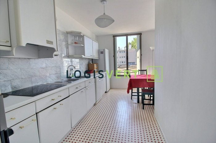 Appartement Rue d'Estienne d'Orves à Verrières-le-Buisson