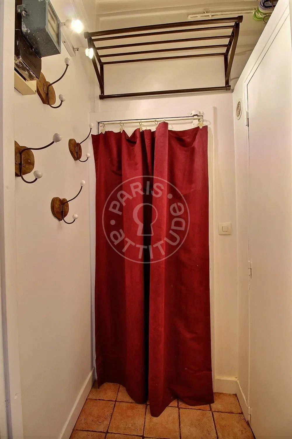 Flat Rue Xavier Privas in Paris