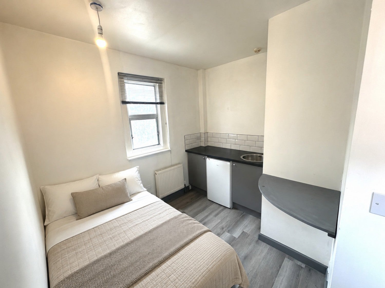 Room Horsey Lane in Yeovil
