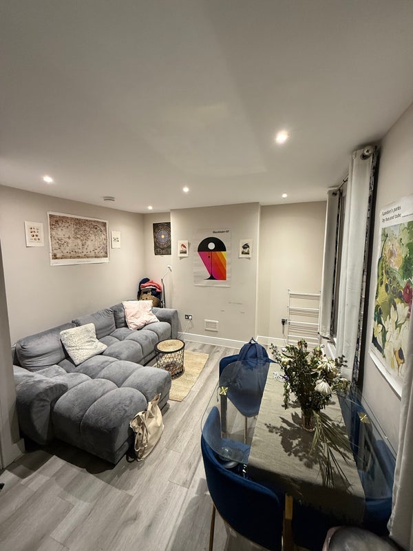 Room Geoffrey Road in Greater London