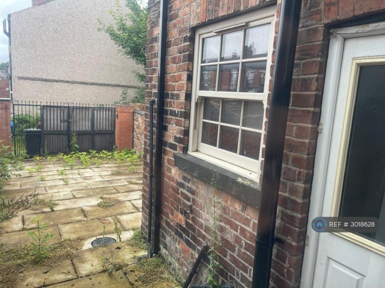 House Warrington Road in Ashton-in-Makerfield