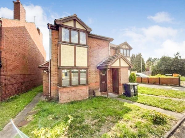 Flat Northfield Road in Dudley