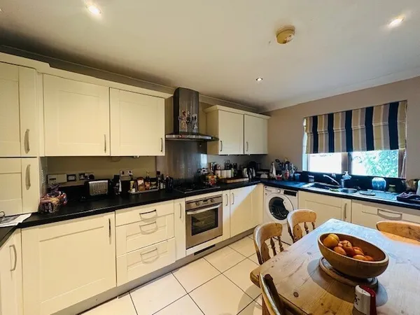 Flat Colemans Way in Rother