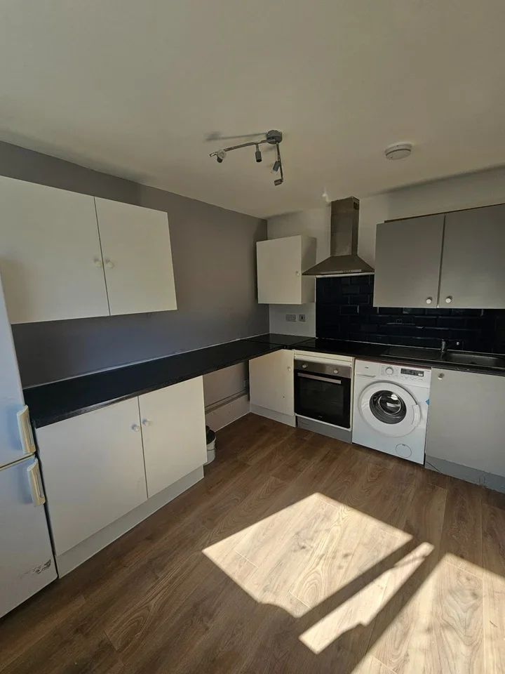 Flat Falconers Road in Luton