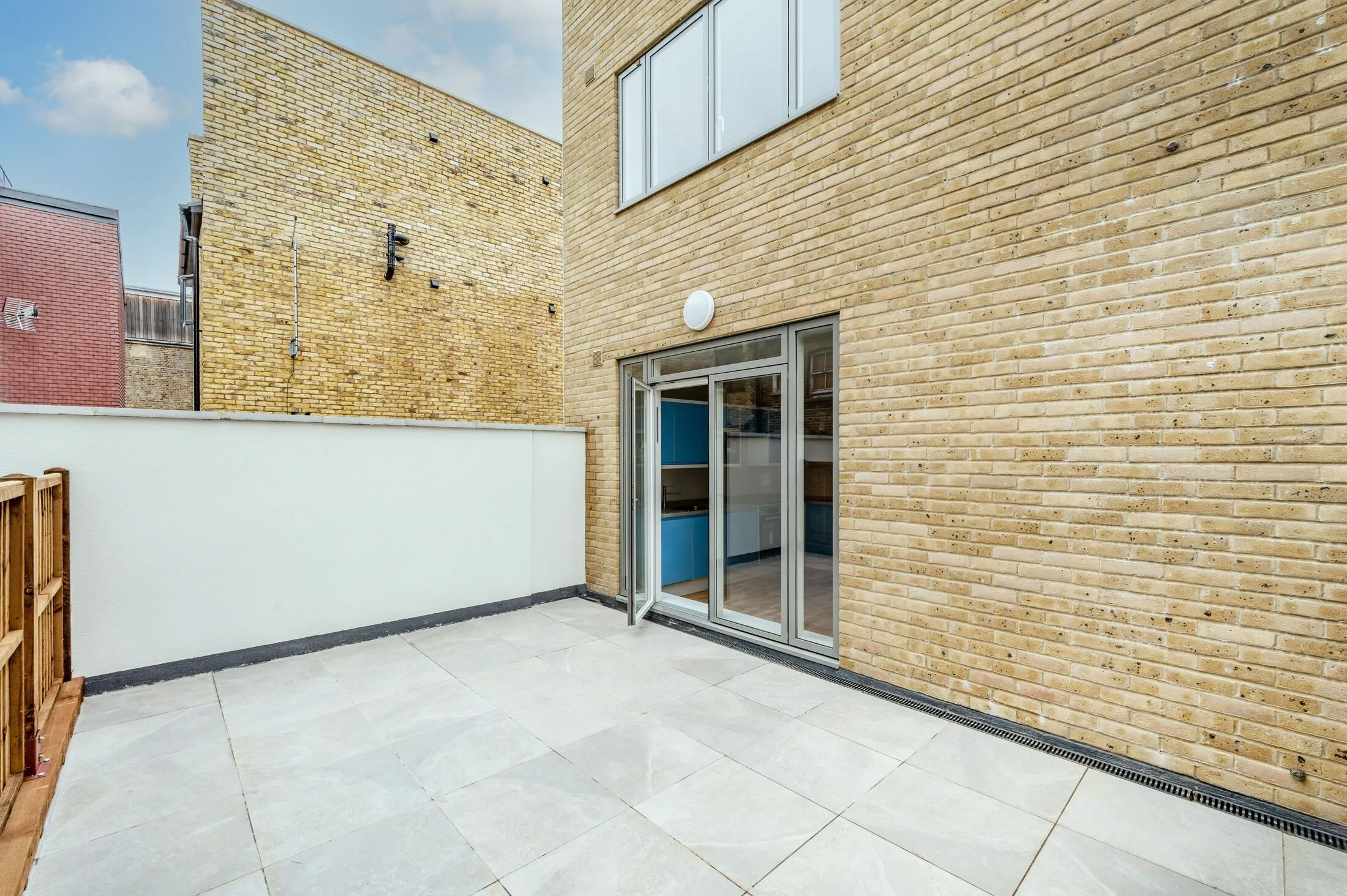 Flat Walworth Road in Greater London