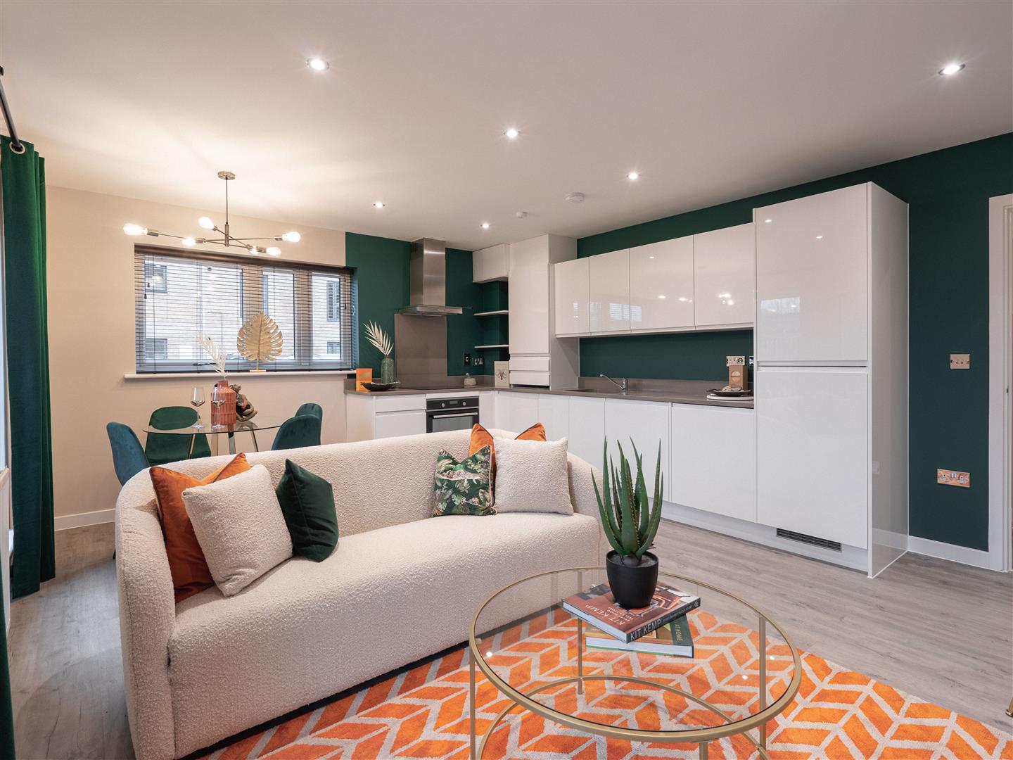 Flat Paragon Way in Coventry