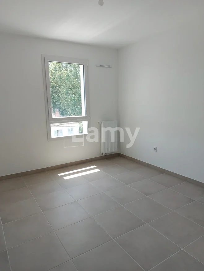 Flat Route de Montfavet in Avignon