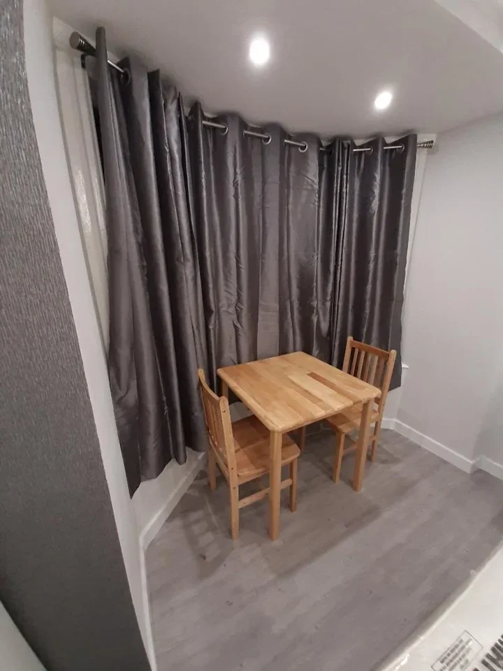 Flat Gloucester Terrace in City of Westminster