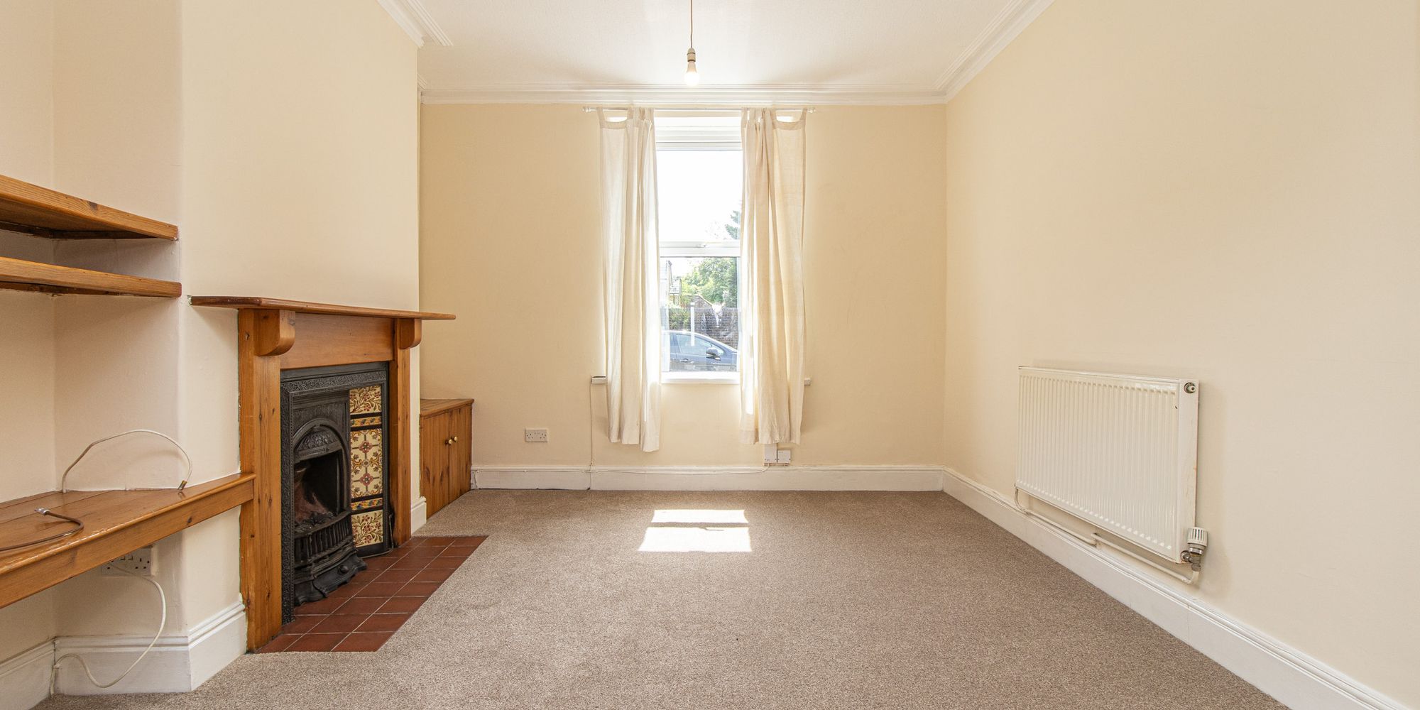 Flat Mortimer Road in Cardiff