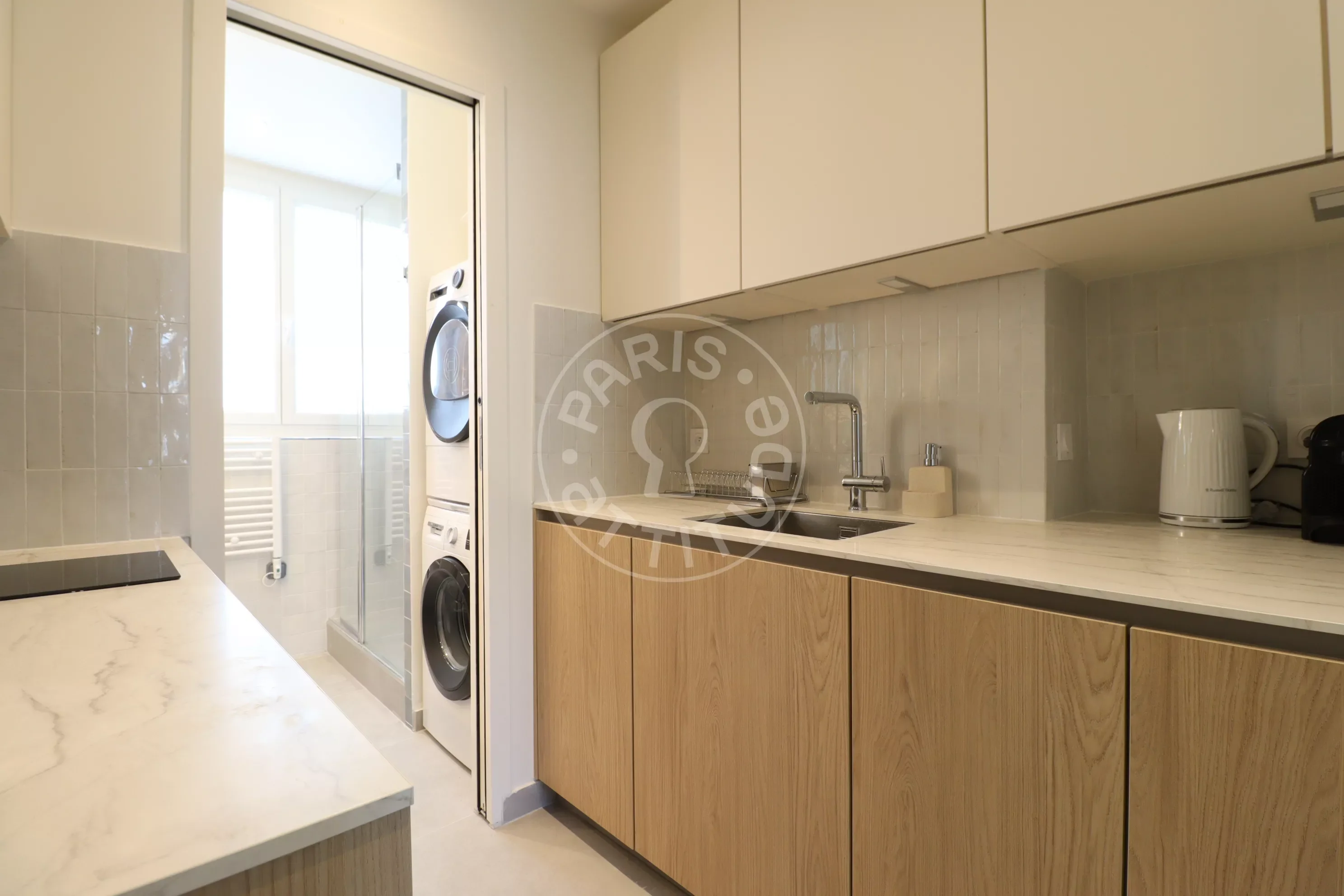 Flat Rue d'Armaillé in Paris