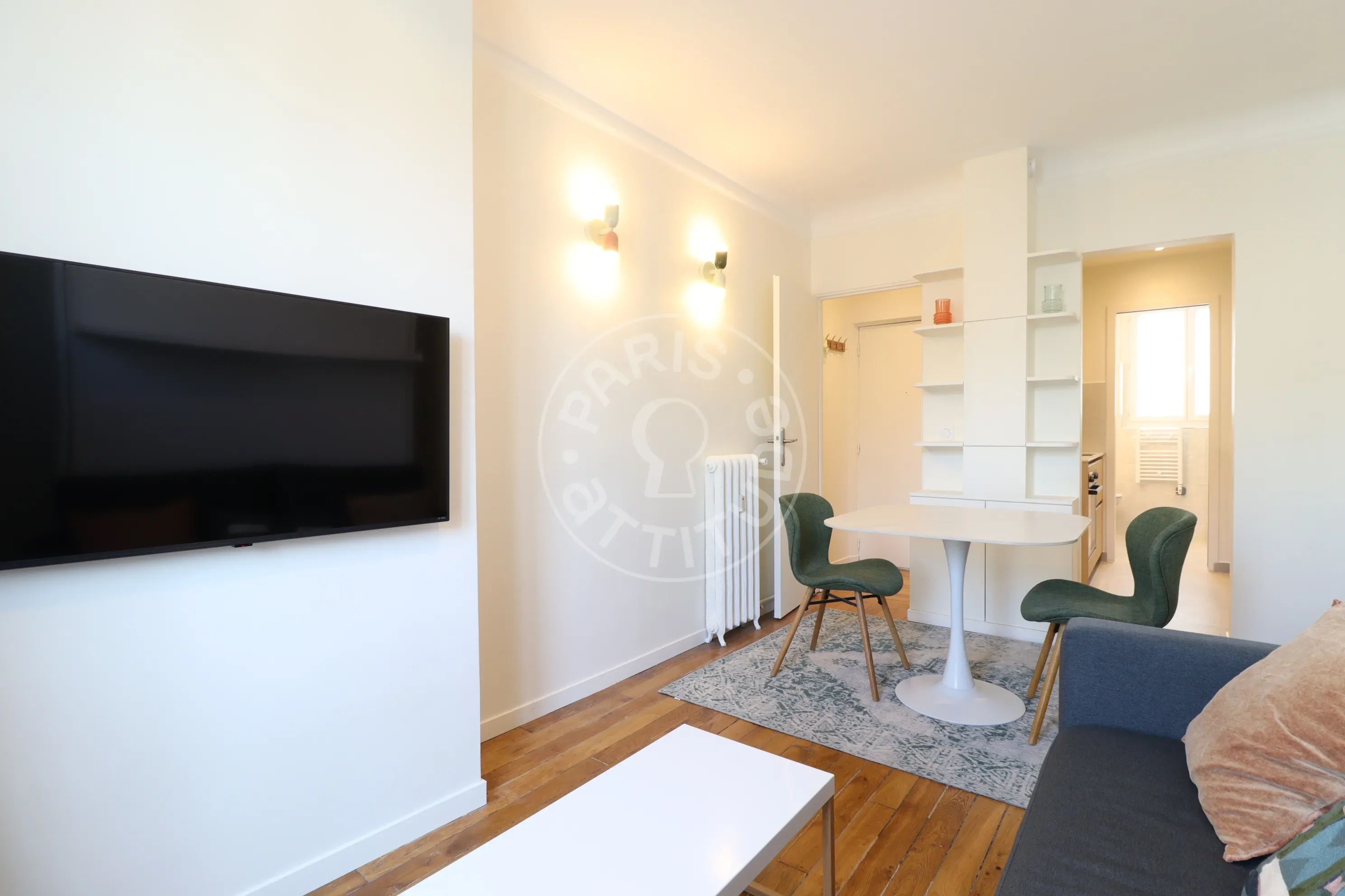 Flat Rue d'Armaillé in Paris