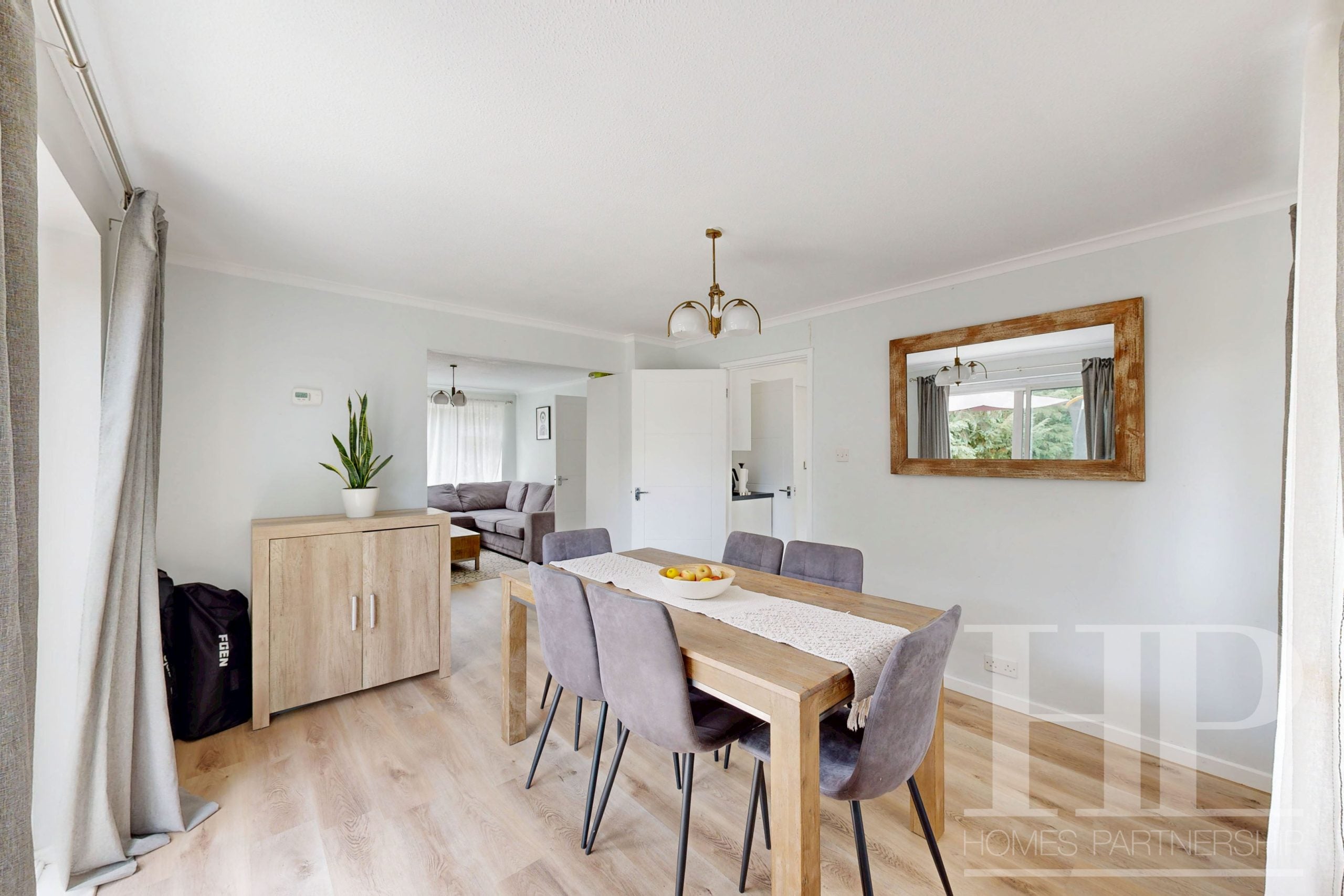House Rosedale Close in Crawley