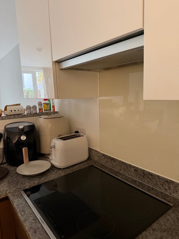 Room Napa Close in Greater London