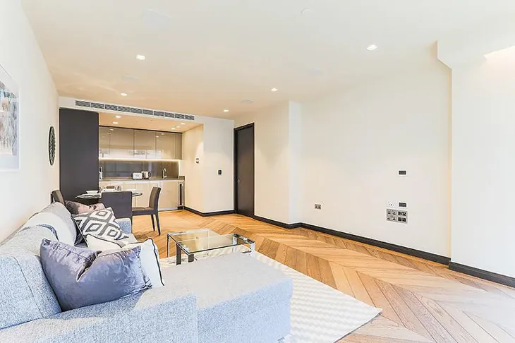 Flat Duchess Walk in Greater London